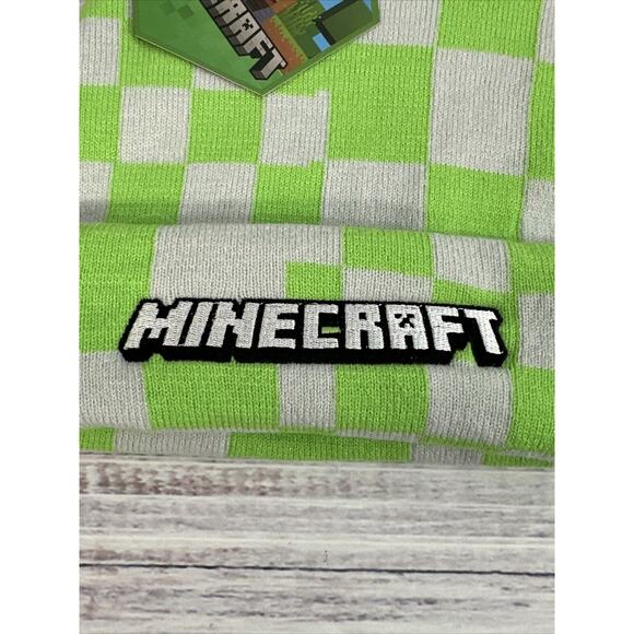 Minecraft Embroidered Green Gray Check Cuffed Beanie New - Picture 2 of 8